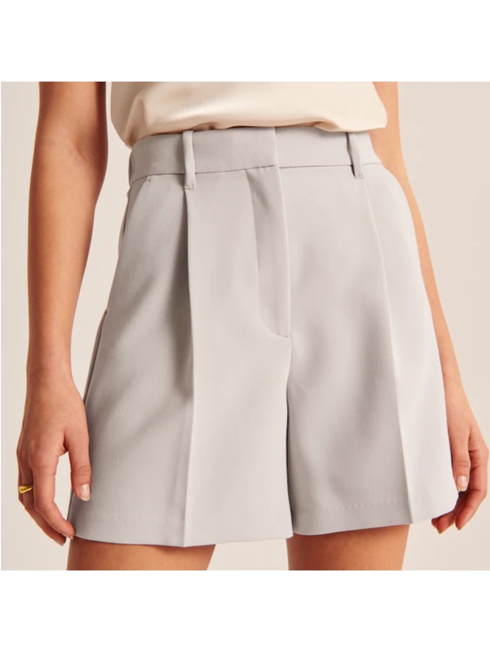 Abercrombie & Fitch Ultra High Rise Tailored Shorts Neutral Beige Size S